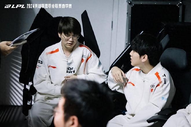 马刺终结雷霆十六连胜一战回顾