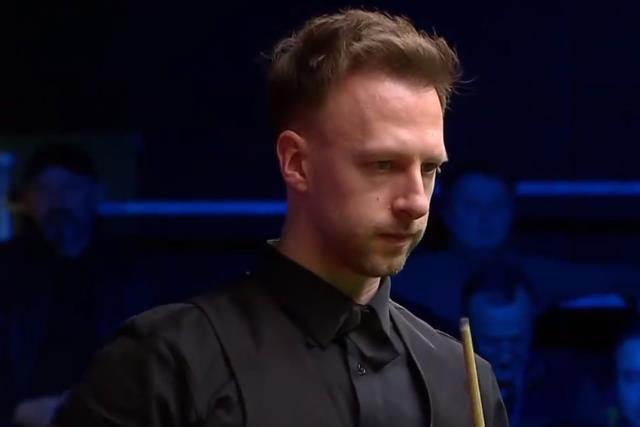 暂停比赛进 暂停比赛进